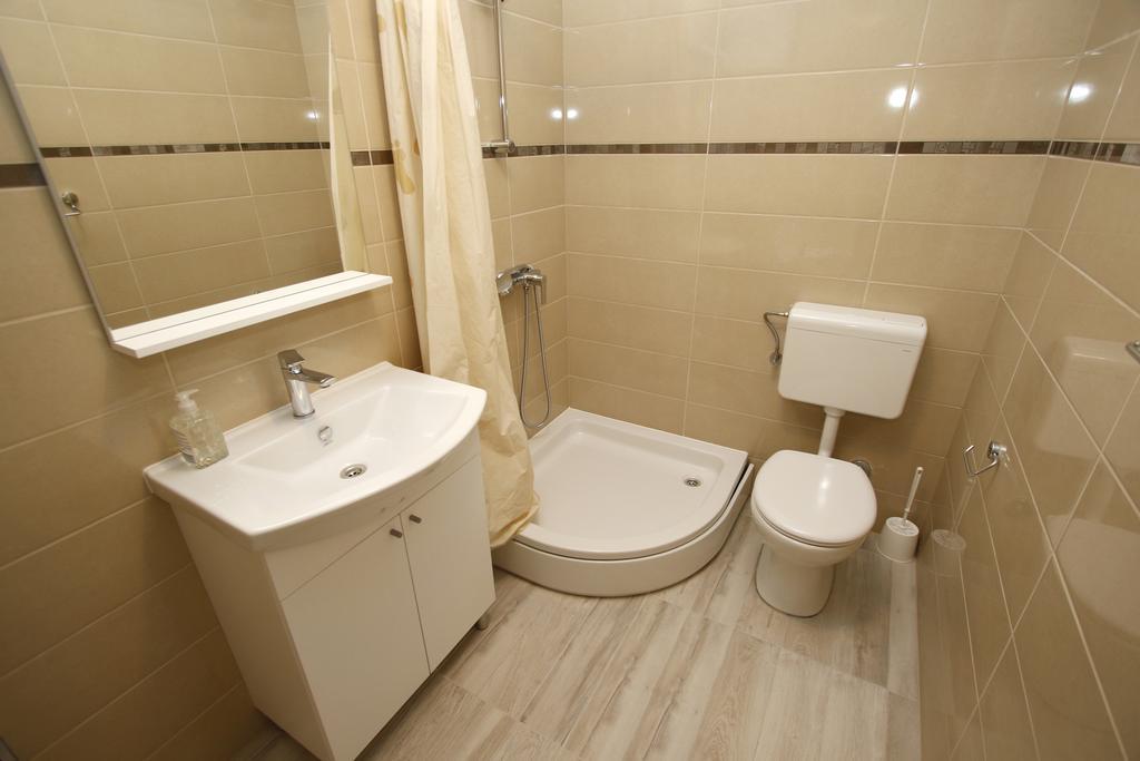 Apartments Luna Makarska Exterior foto